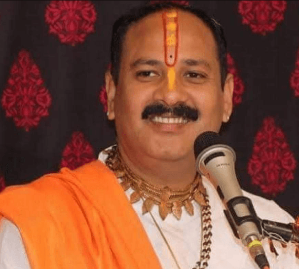 Pandit Pradeep Mishra